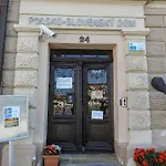 בית הארחה Kulturne Centrum 3*