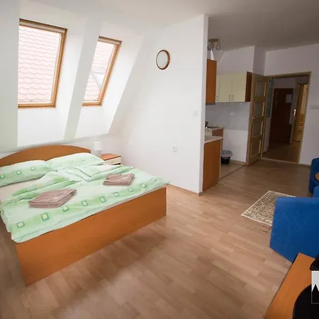 Kulturne Centrum 3*